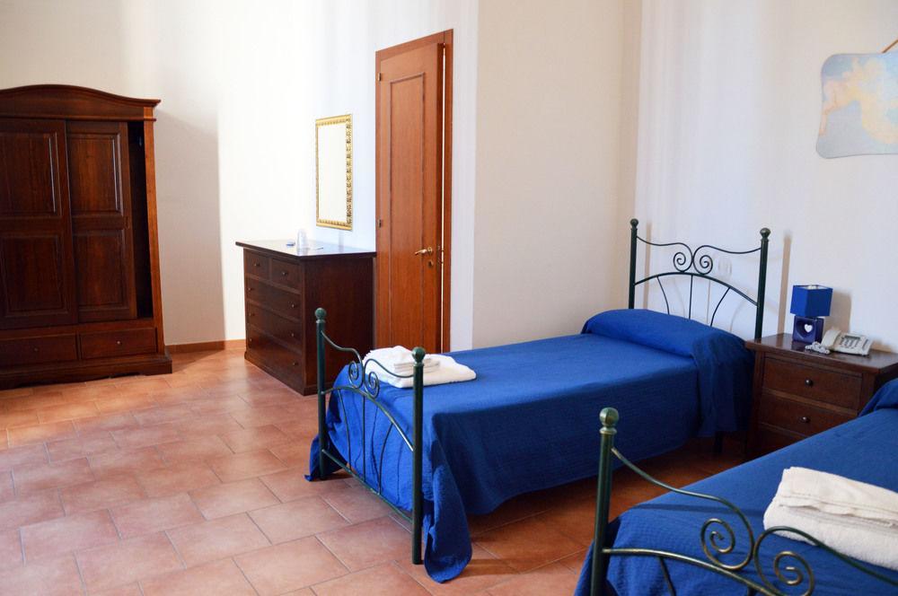 Istituto Antonacci Rooms Lecce Kültér fotó
