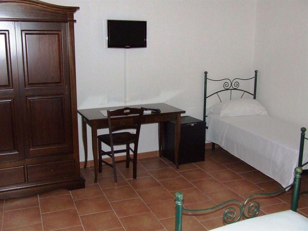 Istituto Antonacci Rooms Lecce Kültér fotó