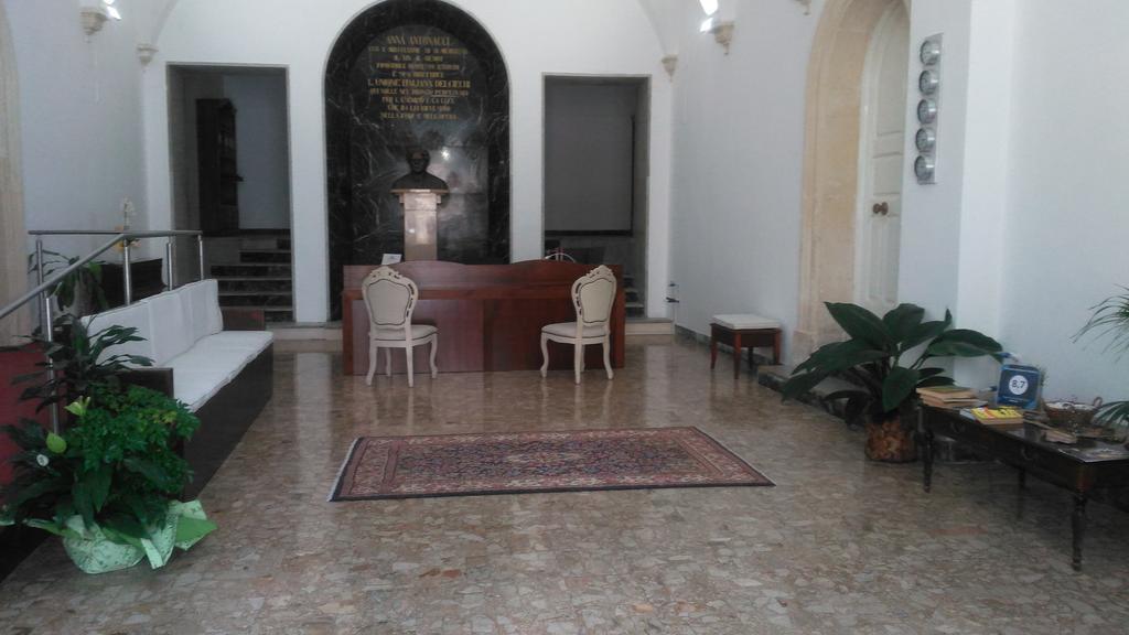 Istituto Antonacci Rooms Lecce Kültér fotó